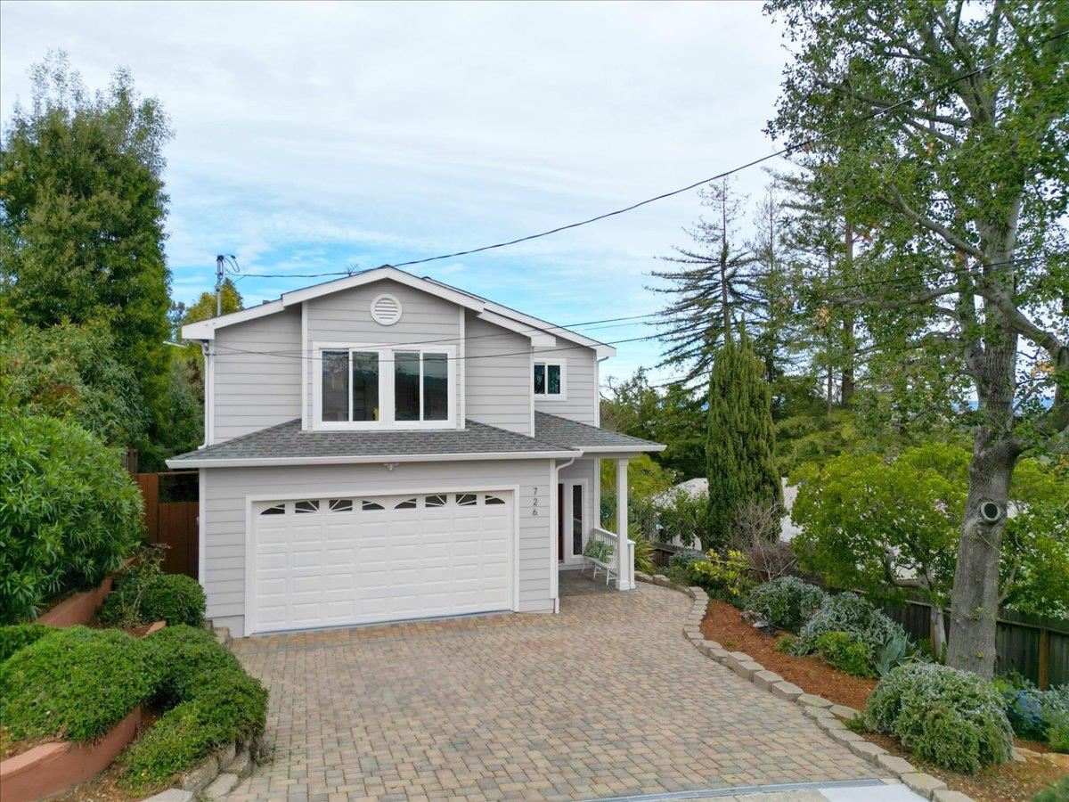 Detail Gallery Image 46 of 67 For 726 Hillcrest Dr, Redwood City,  CA 94062 - 4 Beds | 2/1 Baths