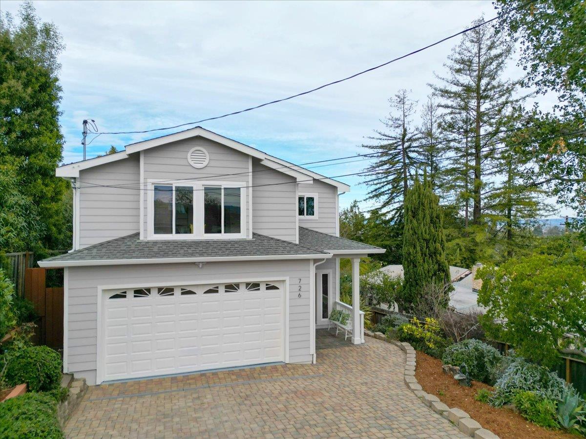 Detail Gallery Image 47 of 67 For 726 Hillcrest Dr, Redwood City,  CA 94062 - 4 Beds | 2/1 Baths