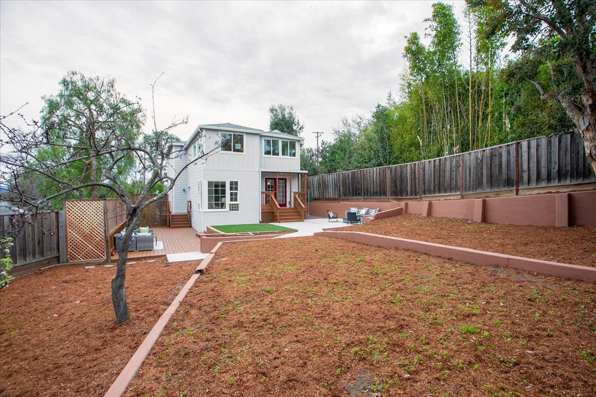 Detail Gallery Image 63 of 67 For 726 Hillcrest Dr, Redwood City,  CA 94062 - 4 Beds | 2/1 Baths