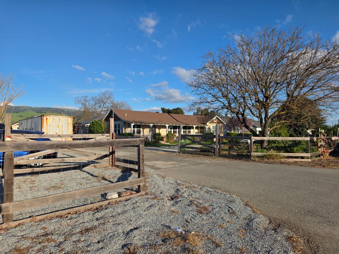 Detail Gallery Image 15 of 52 For 14200 Sycamore Ave, San Martin,  CA 95046 - 2 Beds | 1/1 Baths