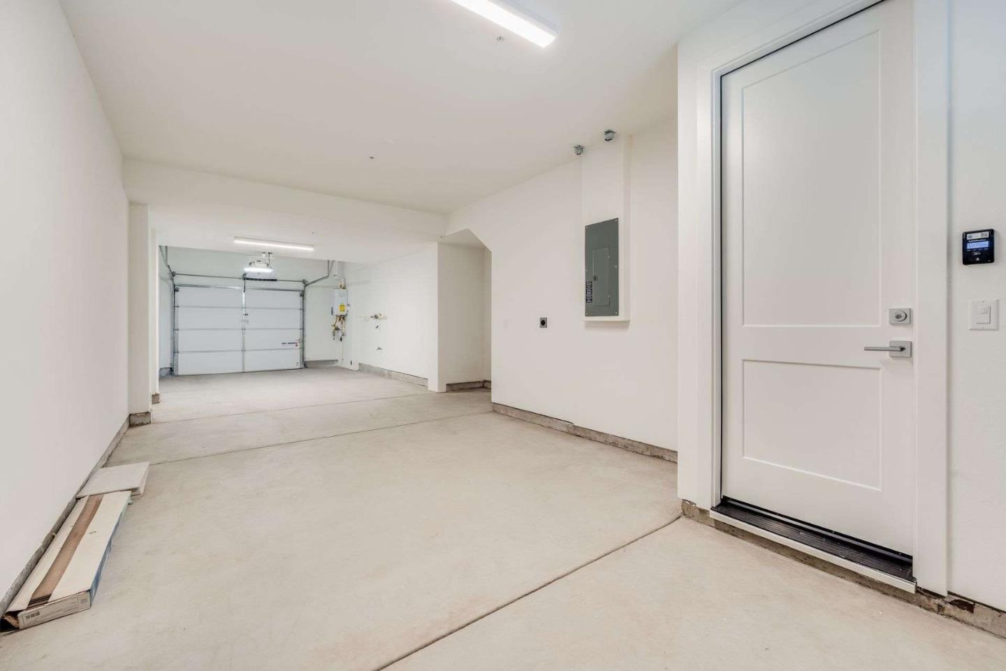 Detail Gallery Image 21 of 26 For 202 Stone Pine Ter #6,  Sunnyvale,  CA 94086 - 2 Beds | 2/1 Baths