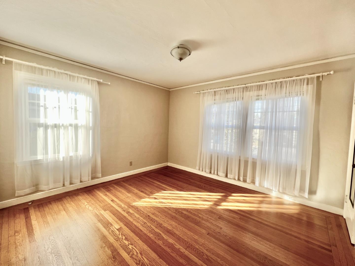 Detail Gallery Image 22 of 44 For 127 22nd Ave, San Mateo,  CA 94403 - 2 Beds | 1 Baths