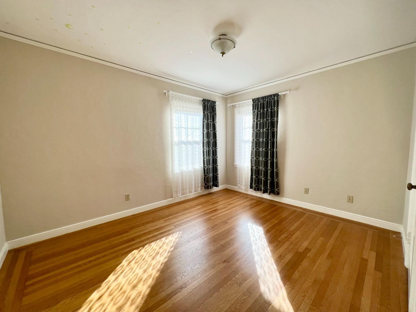 Detail Gallery Image 25 of 44 For 127 22nd Ave, San Mateo,  CA 94403 - 2 Beds | 1 Baths