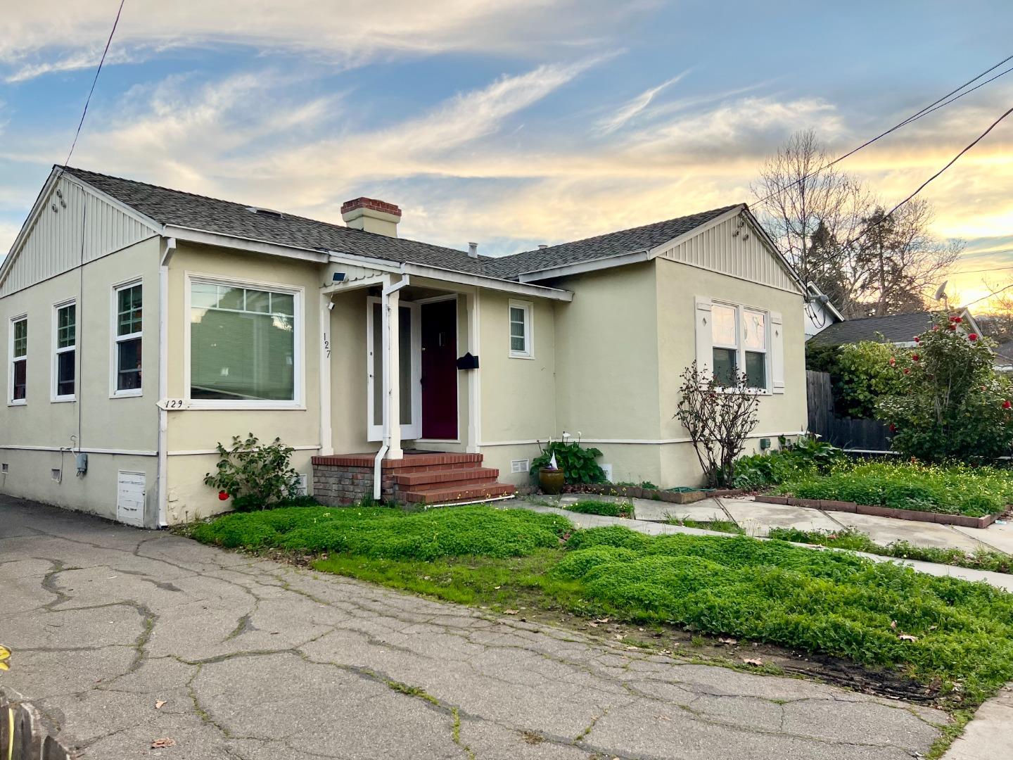 Detail Gallery Image 34 of 44 For 127 22nd Ave, San Mateo,  CA 94403 - 2 Beds | 1 Baths