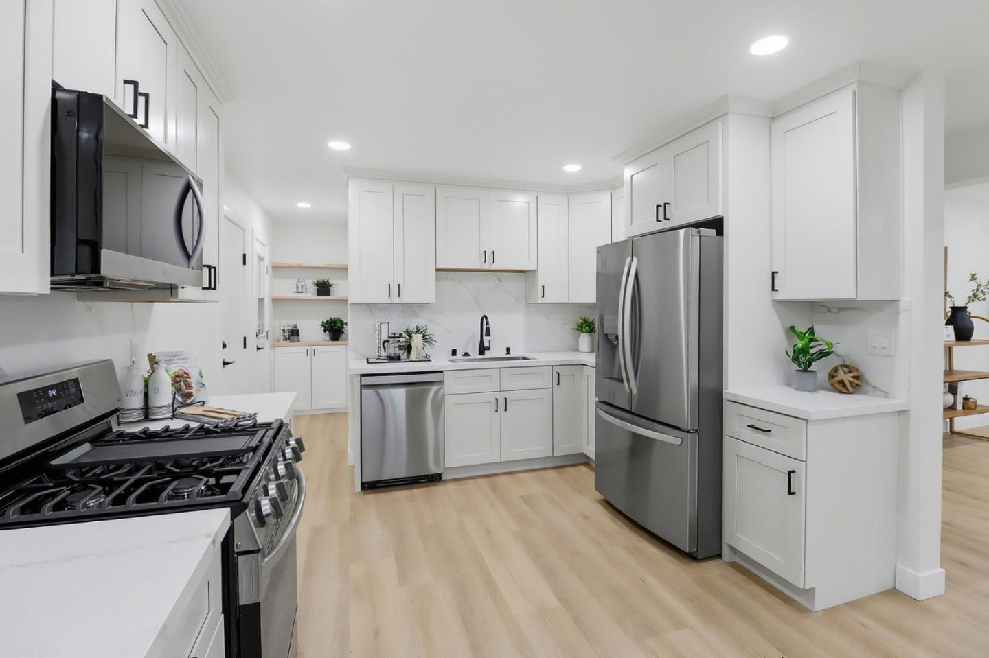 Detail Gallery Image 13 of 34 For 2676 Ophelia Ave, San Jose,  CA 95122 - 3 Beds | 2 Baths