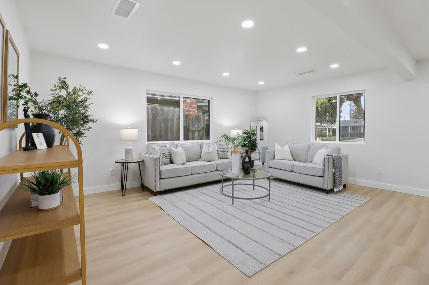 Detail Gallery Image 6 of 34 For 2676 Ophelia Ave, San Jose,  CA 95122 - 3 Beds | 2 Baths