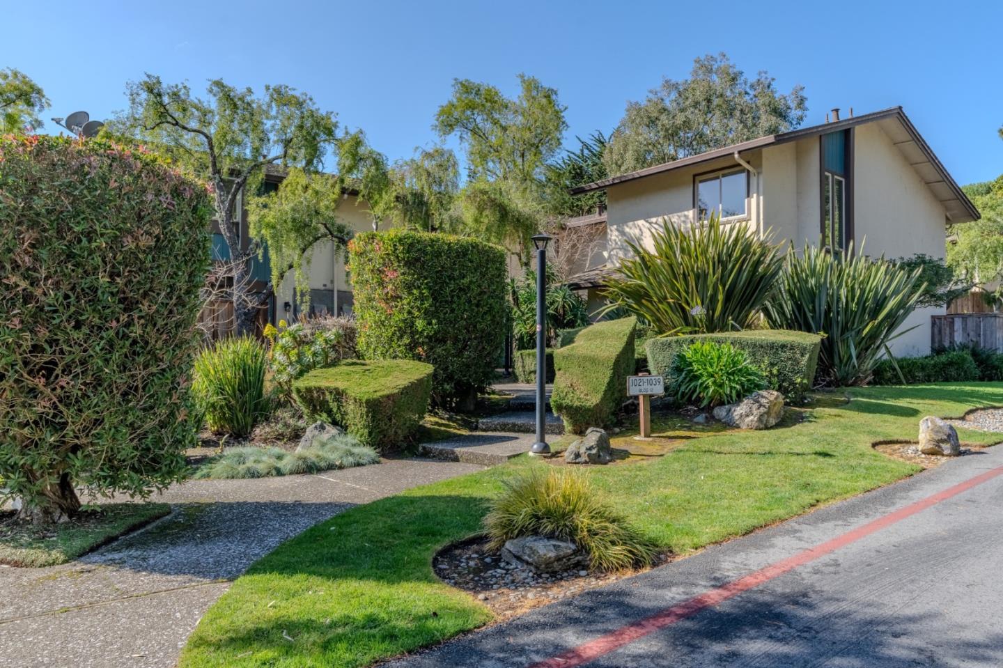 Detail Gallery Image 34 of 35 For 1039 Oddstad Blvd, Pacifica,  CA 94044 - 2 Beds | 1/1 Baths