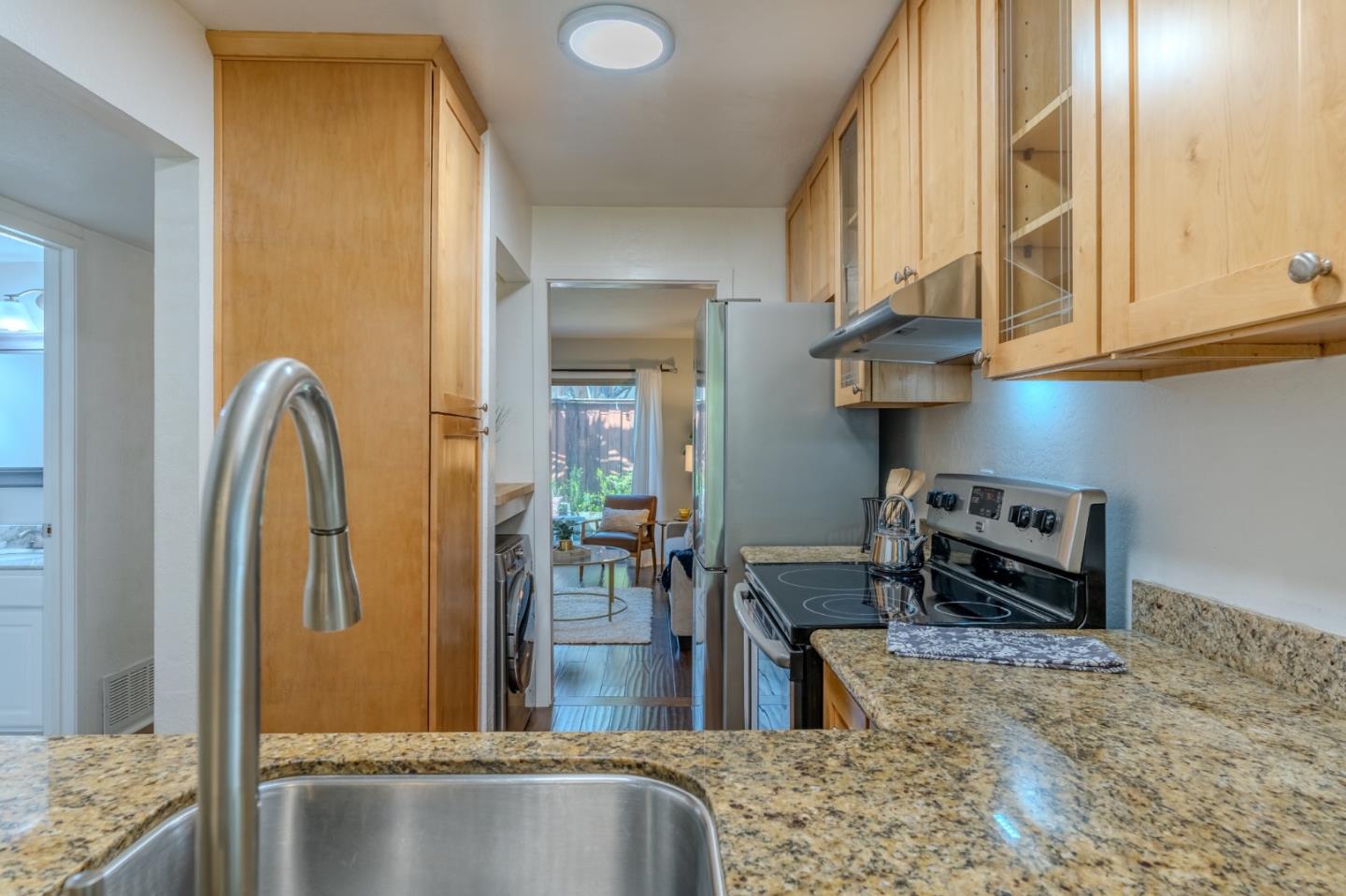 Detail Gallery Image 7 of 35 For 1039 Oddstad Blvd, Pacifica,  CA 94044 - 2 Beds | 1/1 Baths