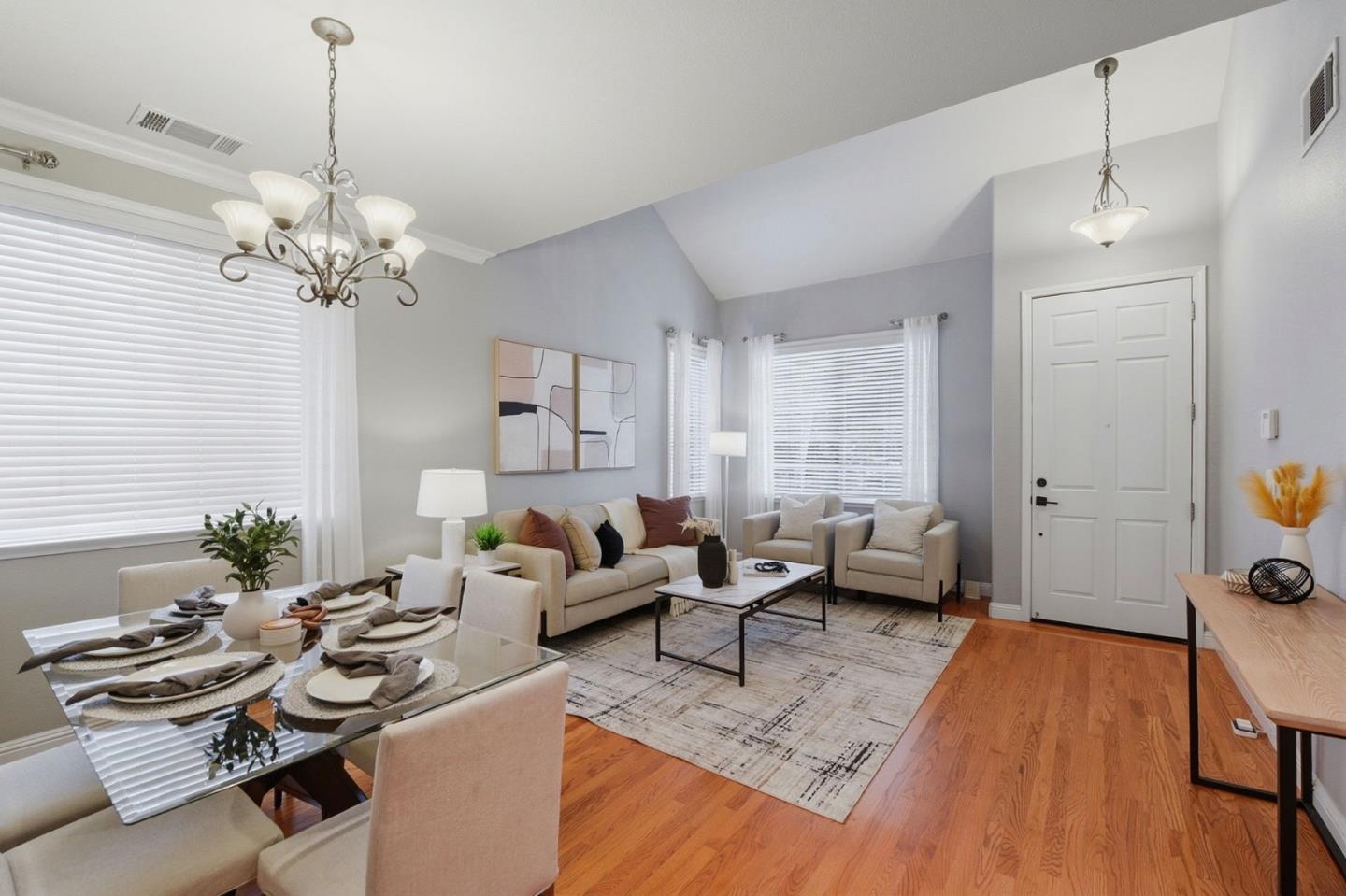 Detail Gallery Image 3 of 50 For 88 Donna Adelle Ct, San Jose,  CA 95127 - 4 Beds | 2/1 Baths