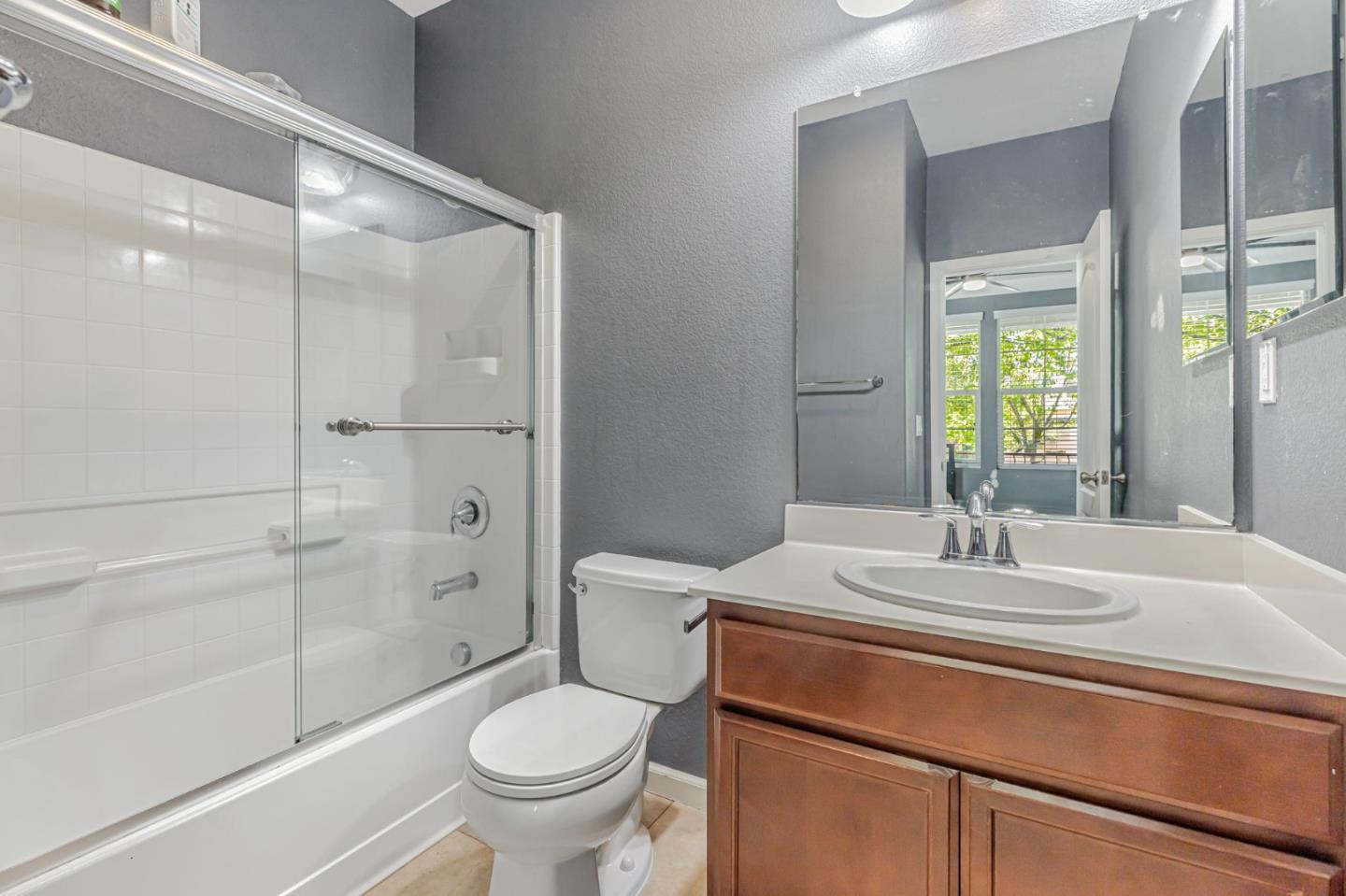 Detail Gallery Image 15 of 26 For 3760 Mirtoon Sea Ave, Sacramento,  CA 95834 - 4 Beds | 3 Baths