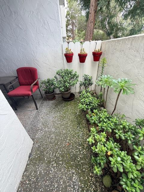 Detail Gallery Image 12 of 25 For 500 Glenwood #113,  Monterey,  CA 93940 - 1 Beds | 1 Baths