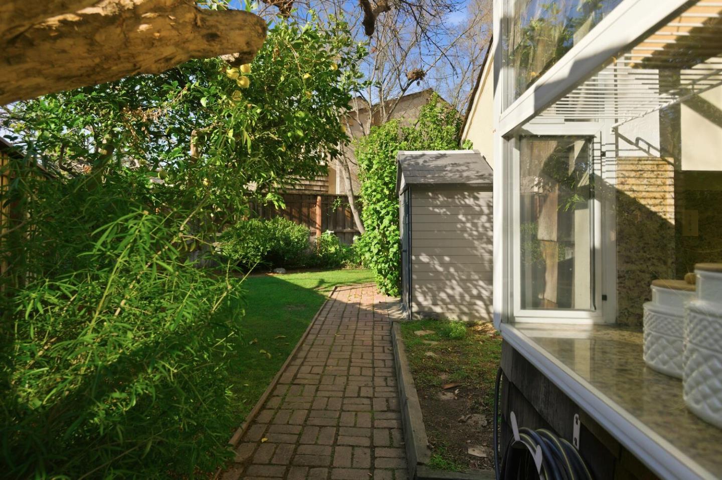 Detail Gallery Image 24 of 26 For 4650 Corrida Cir, San Jose,  CA 95129 - 2 Beds | 2 Baths