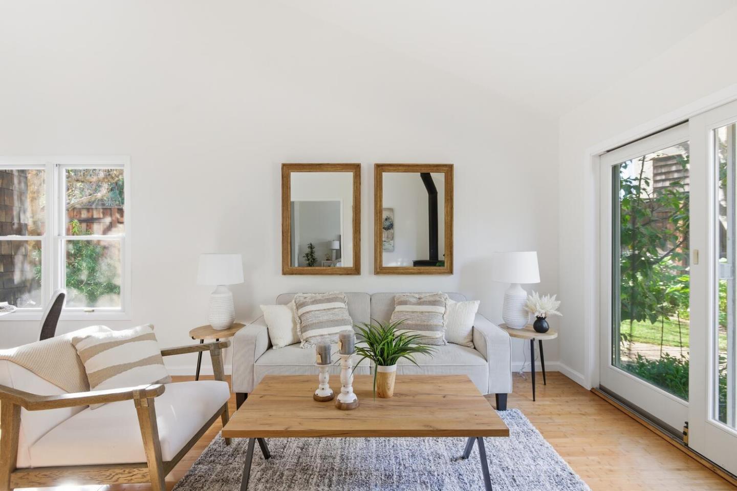 Detail Gallery Image 5 of 26 For 4650 Corrida Cir, San Jose,  CA 95129 - 2 Beds | 2 Baths