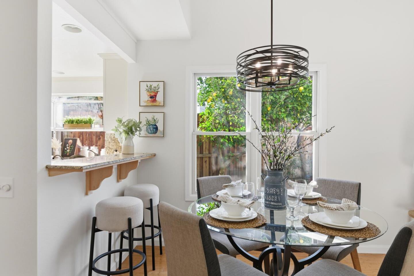 Detail Gallery Image 7 of 26 For 4650 Corrida Cir, San Jose,  CA 95129 - 2 Beds | 2 Baths