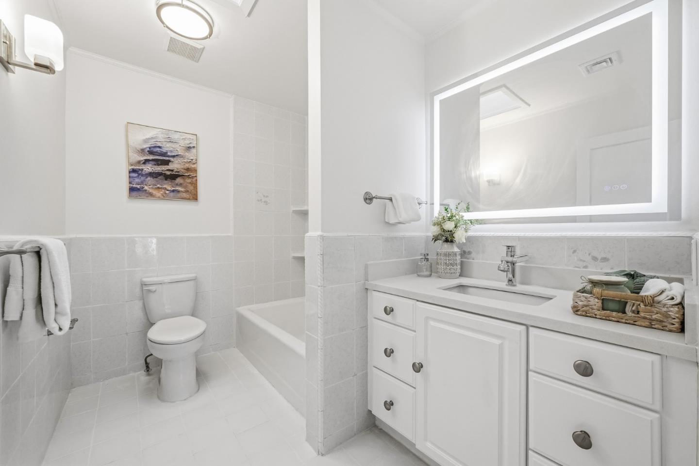 Detail Gallery Image 11 of 40 For 1220 Irwin St, Belmont,  CA 94002 - 3 Beds | 1/1 Baths