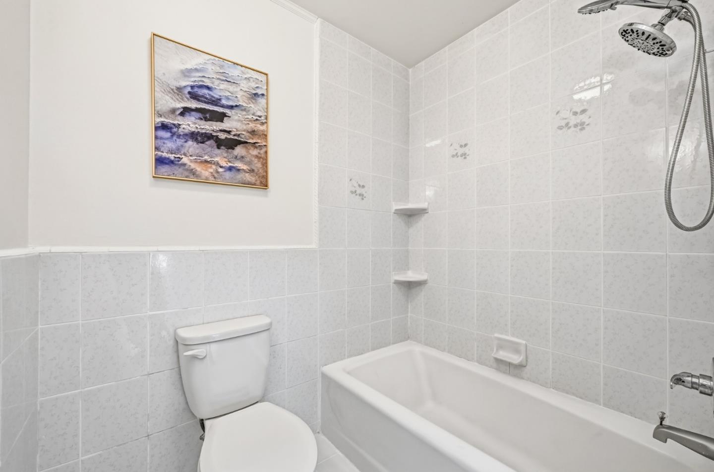 Detail Gallery Image 12 of 40 For 1220 Irwin St, Belmont,  CA 94002 - 3 Beds | 1/1 Baths