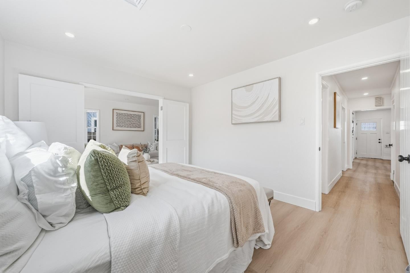 Detail Gallery Image 14 of 40 For 1220 Irwin St, Belmont,  CA 94002 - 3 Beds | 1/1 Baths