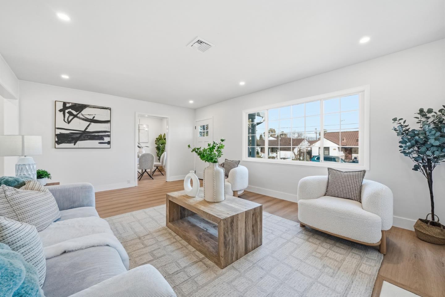 Detail Gallery Image 6 of 40 For 1220 Irwin St, Belmont,  CA 94002 - 3 Beds | 1/1 Baths