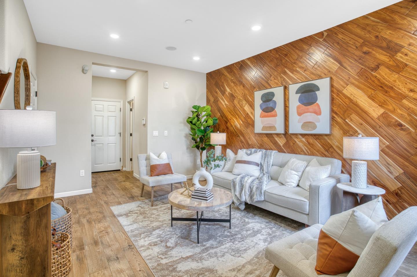 Detail Gallery Image 14 of 47 For 1365 Merry Loop, Milpitas,  CA 95035 - 3 Beds | 3/1 Baths