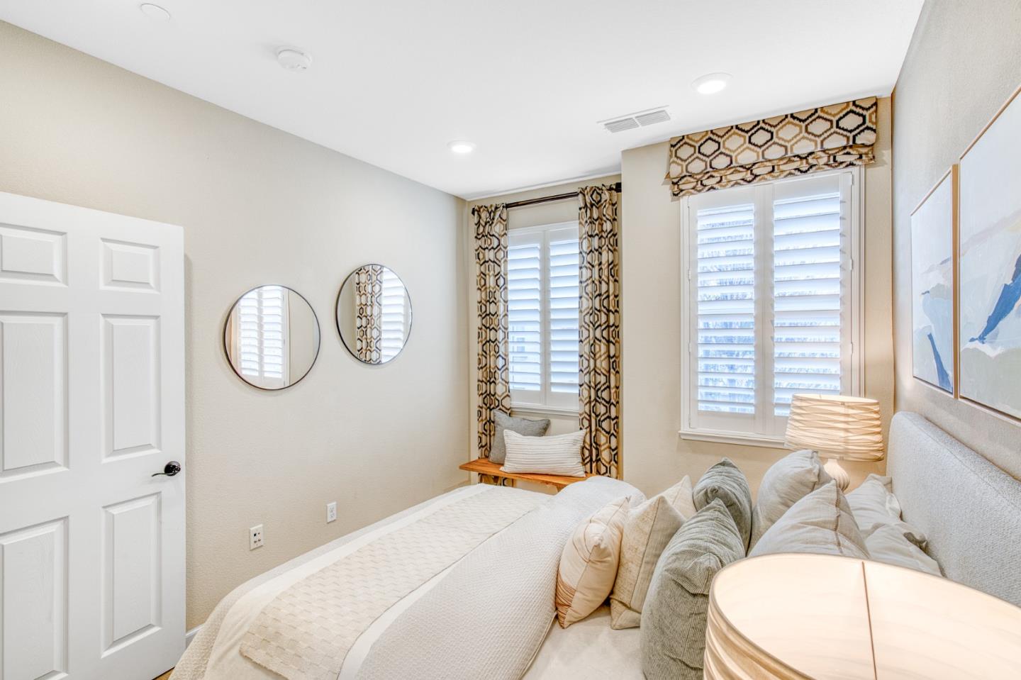 Detail Gallery Image 26 of 47 For 1365 Merry Loop, Milpitas,  CA 95035 - 3 Beds | 3/1 Baths