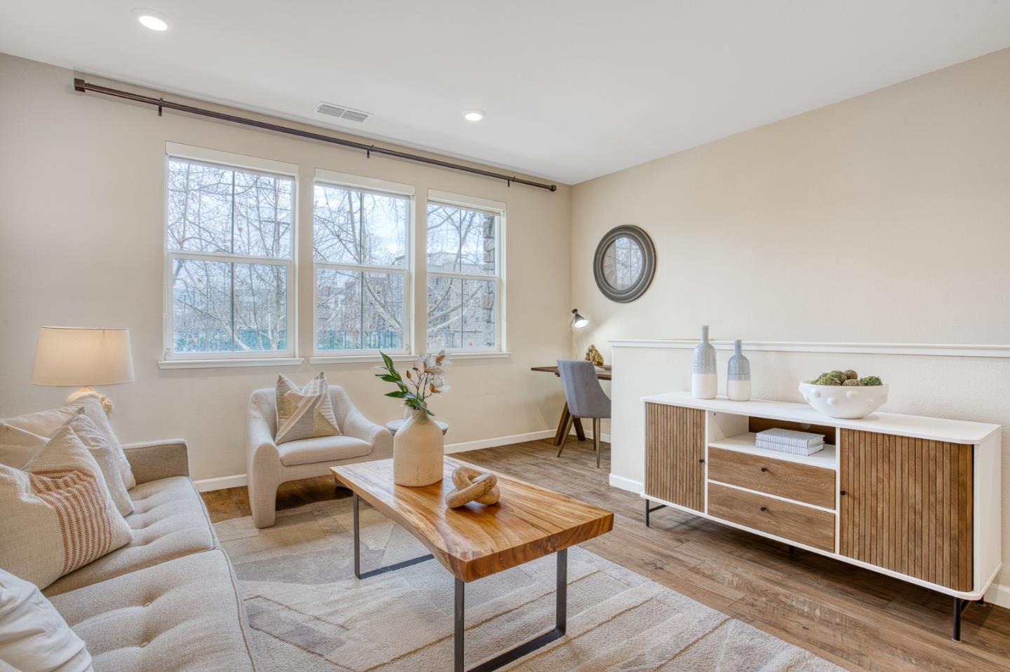 Detail Gallery Image 6 of 47 For 1365 Merry Loop, Milpitas,  CA 95035 - 3 Beds | 3/1 Baths