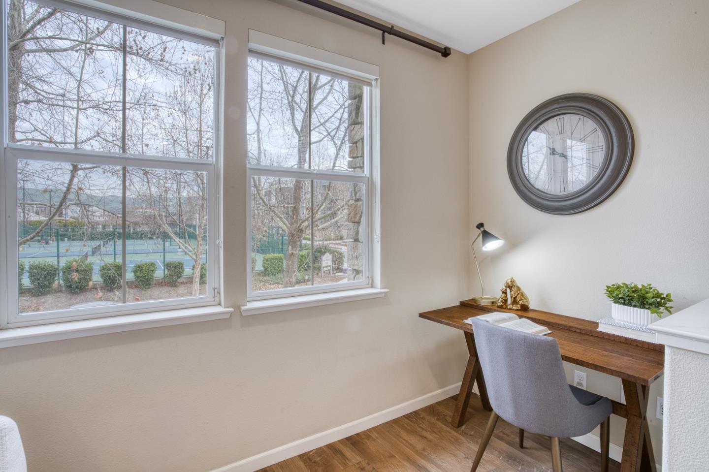 Detail Gallery Image 8 of 47 For 1365 Merry Loop, Milpitas,  CA 95035 - 3 Beds | 3/1 Baths