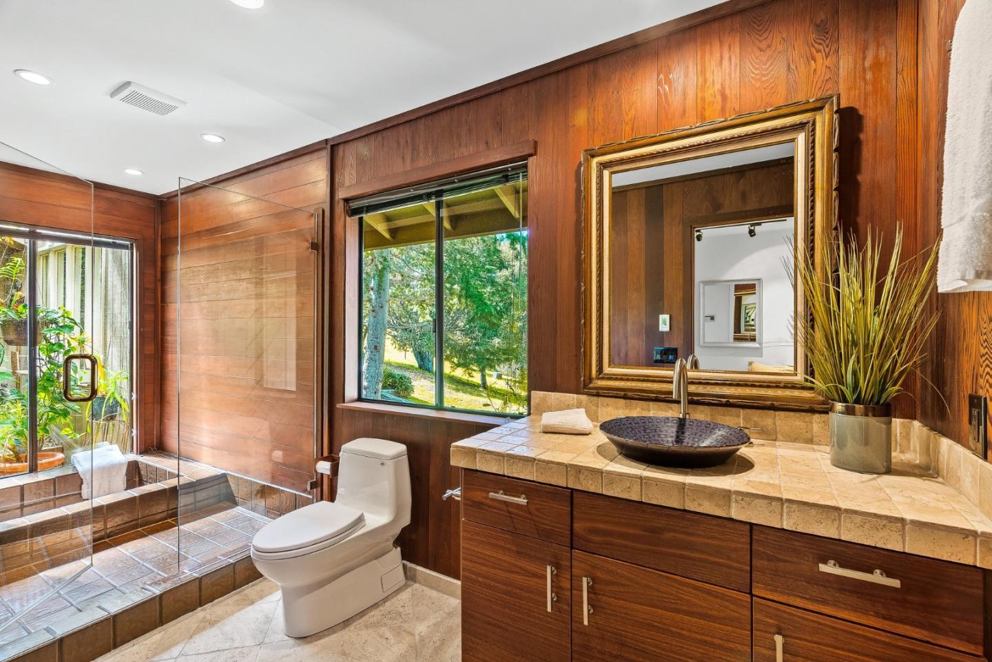 Detail Gallery Image 16 of 50 For 17 Calera Canyon Rd, Corral De Tierra,  CA 93908 - 5 Beds | 2/1 Baths