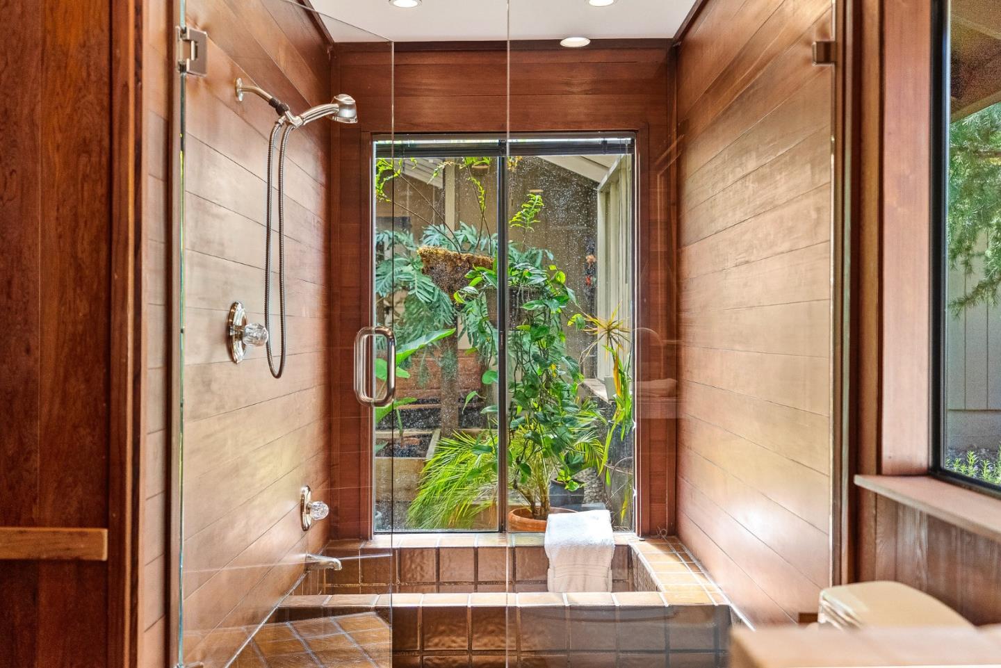 Detail Gallery Image 18 of 50 For 17 Calera Canyon Rd, Corral De Tierra,  CA 93908 - 5 Beds | 2/1 Baths