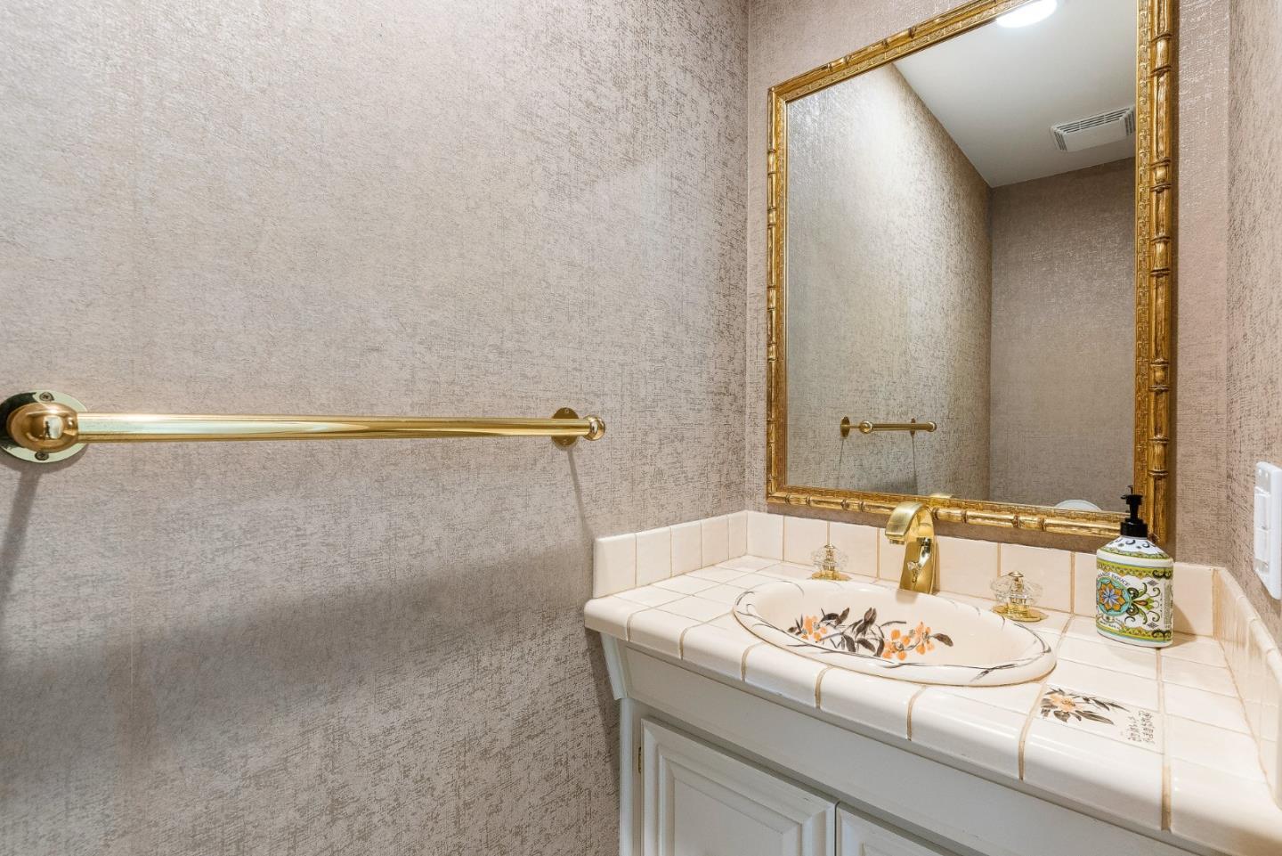 Detail Gallery Image 25 of 50 For 17 Calera Canyon Rd, Corral De Tierra,  CA 93908 - 5 Beds | 2/1 Baths