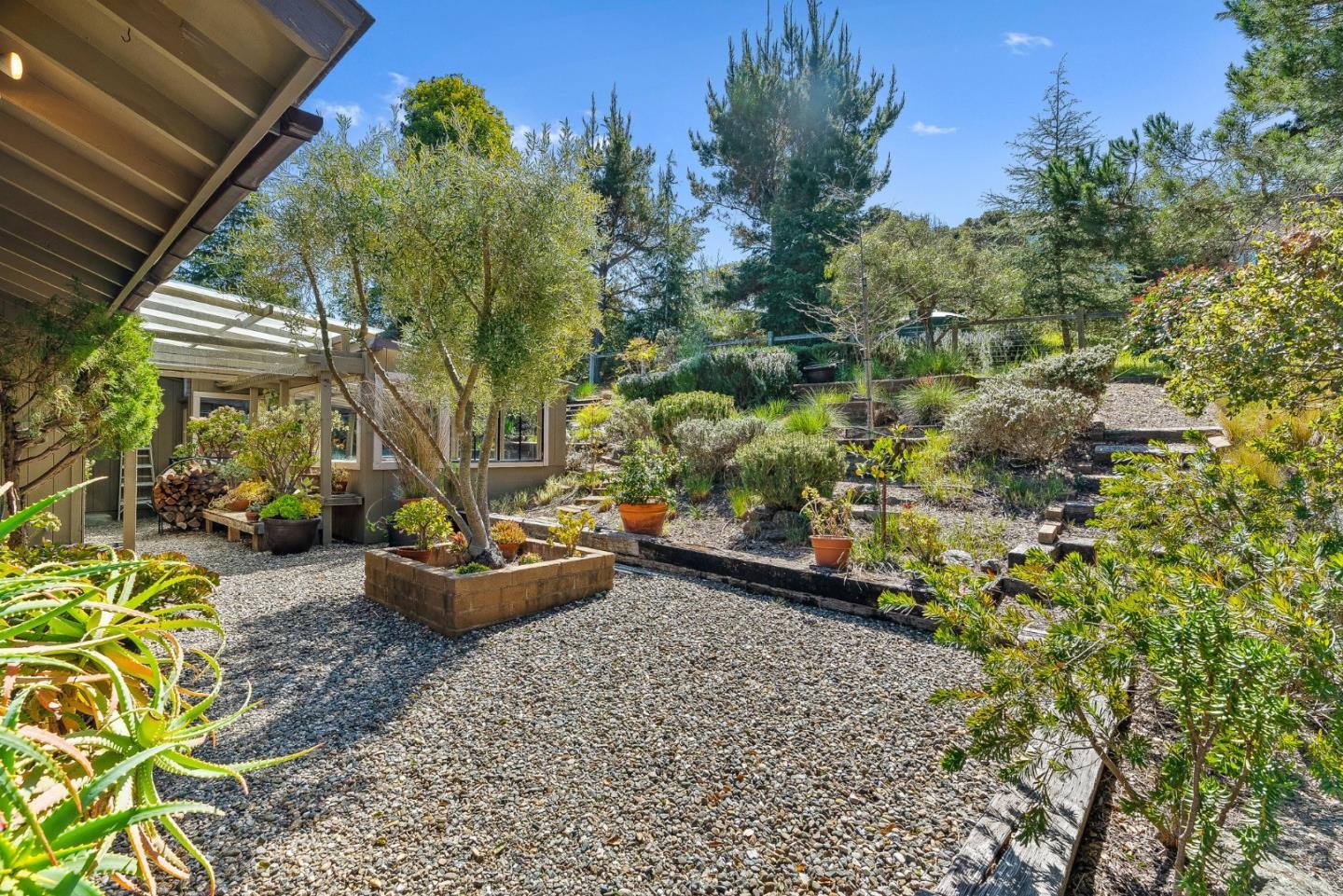 Detail Gallery Image 36 of 50 For 17 Calera Canyon Rd, Corral De Tierra,  CA 93908 - 5 Beds | 2/1 Baths