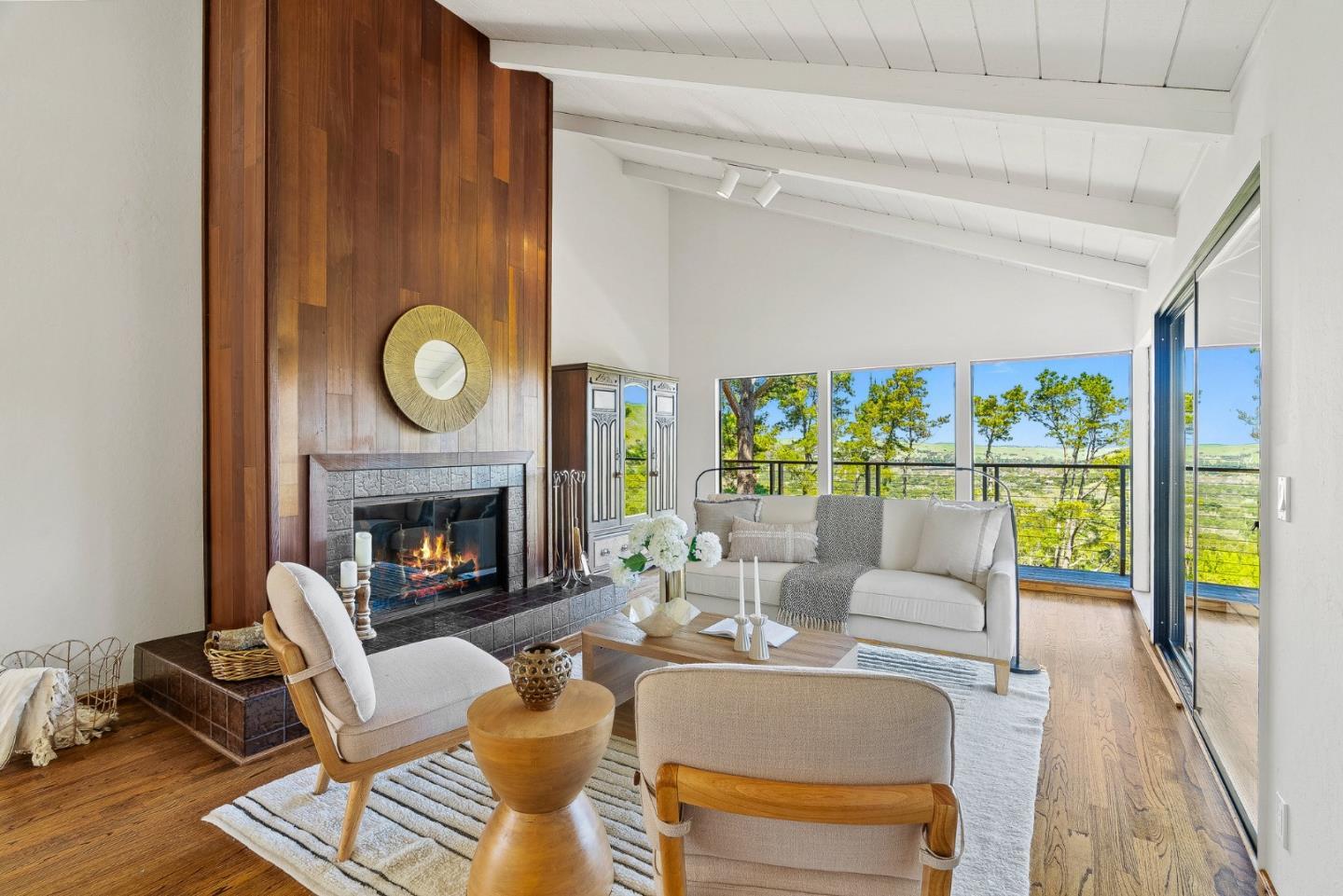 Detail Gallery Image 8 of 50 For 17 Calera Canyon Rd, Corral De Tierra,  CA 93908 - 5 Beds | 2/1 Baths