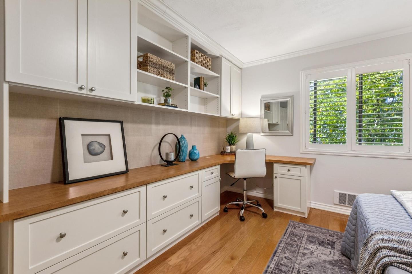 Detail Gallery Image 17 of 20 For 1115 Continentals Way #203,  Belmont,  CA 94002 - 2 Beds | 2 Baths