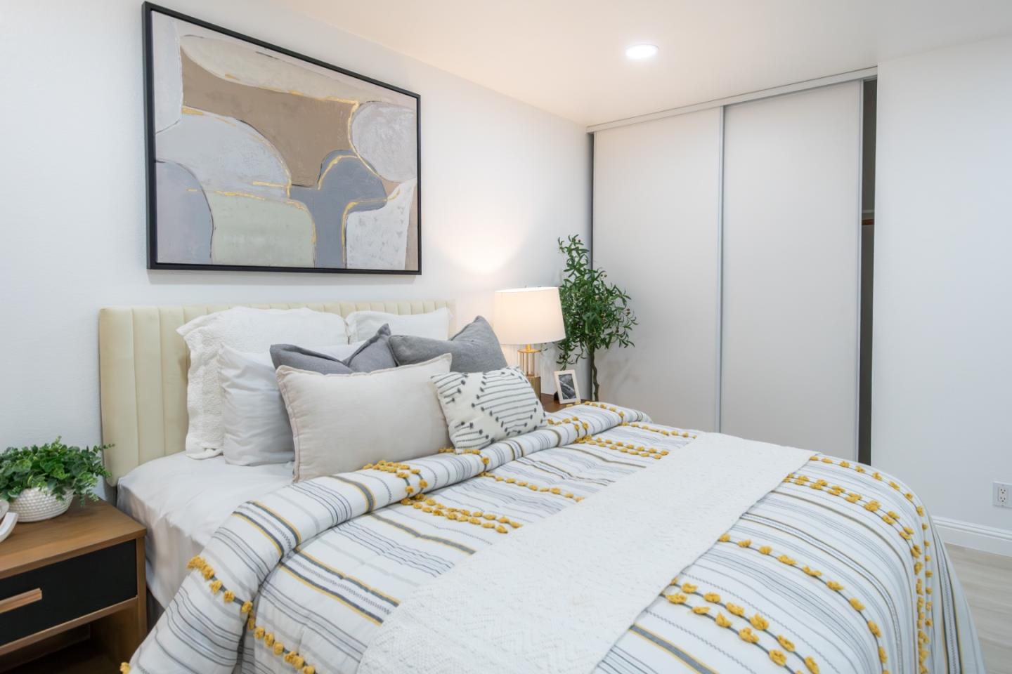 Detail Gallery Image 20 of 53 For 4844 Lakebird Pl, San Jose,  CA 95124 - 2 Beds | 2 Baths