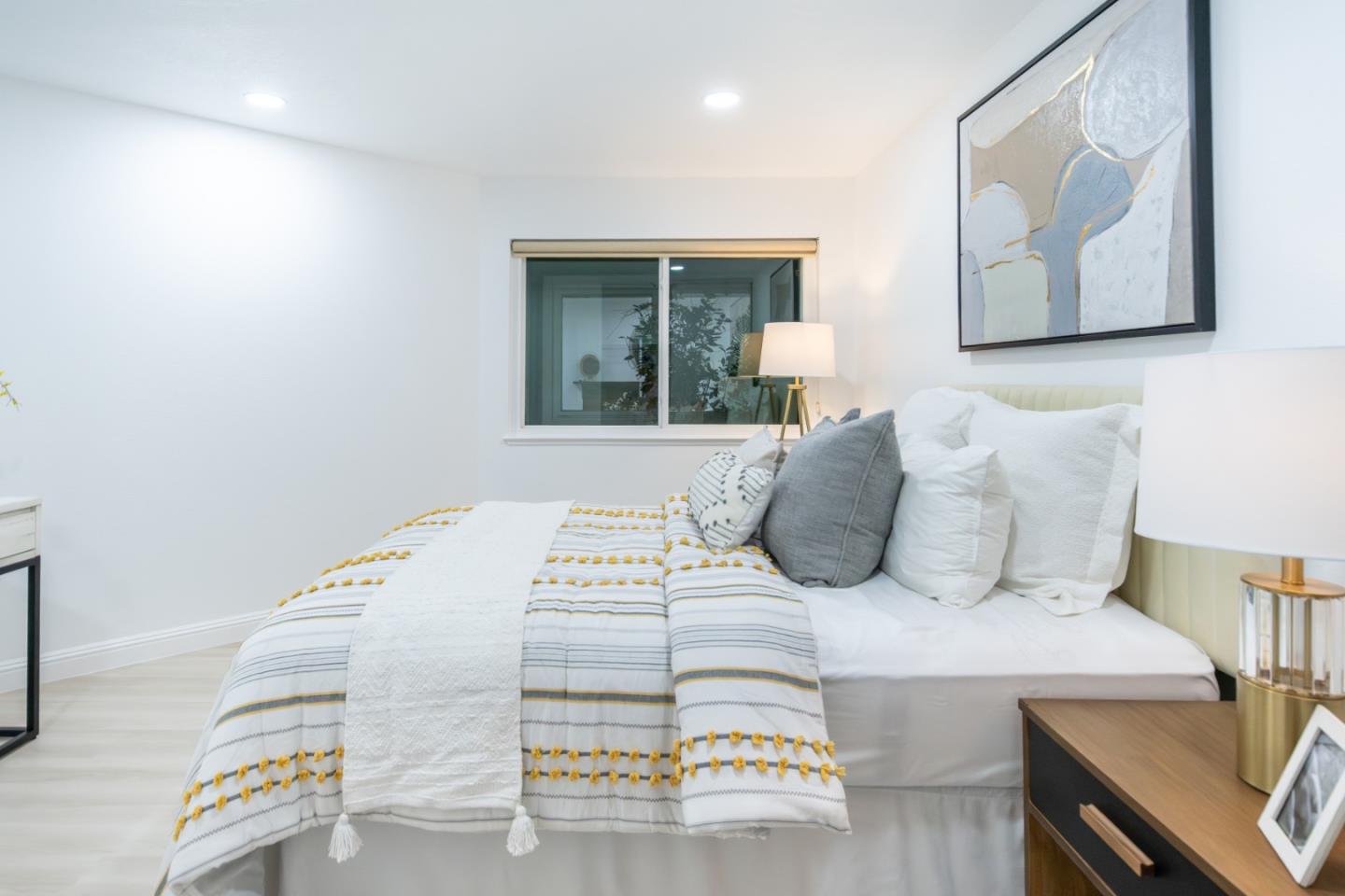 Detail Gallery Image 21 of 53 For 4844 Lakebird Pl, San Jose,  CA 95124 - 2 Beds | 2 Baths