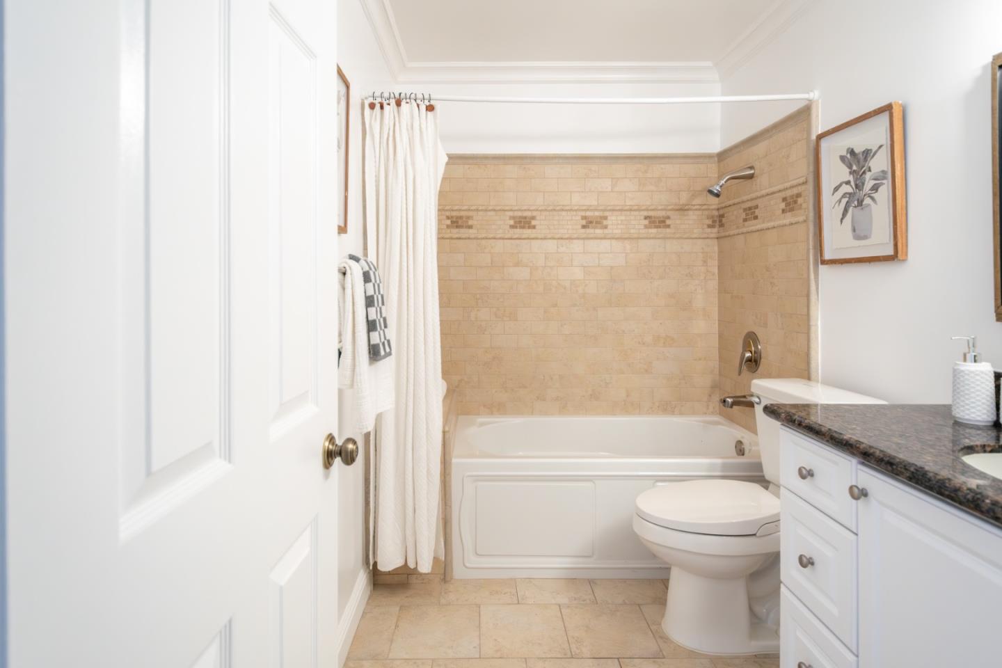 Detail Gallery Image 27 of 53 For 4844 Lakebird Pl, San Jose,  CA 95124 - 2 Beds | 2 Baths