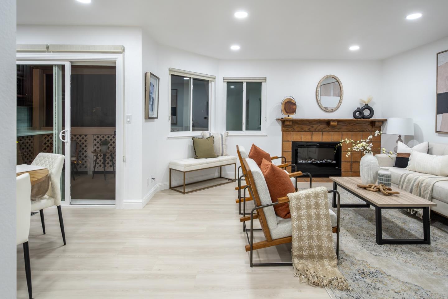 Detail Gallery Image 3 of 53 For 4844 Lakebird Pl, San Jose,  CA 95124 - 2 Beds | 2 Baths