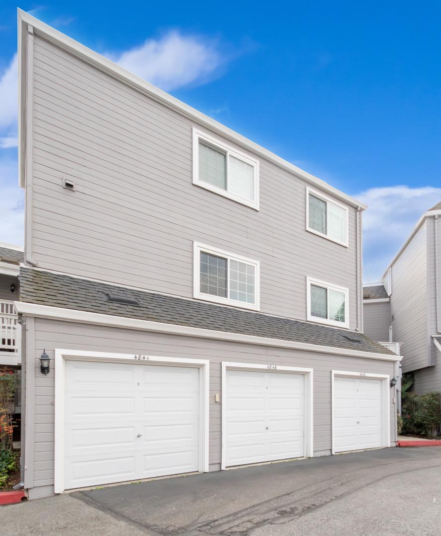 Detail Gallery Image 39 of 53 For 4844 Lakebird Pl, San Jose,  CA 95124 - 2 Beds | 2 Baths