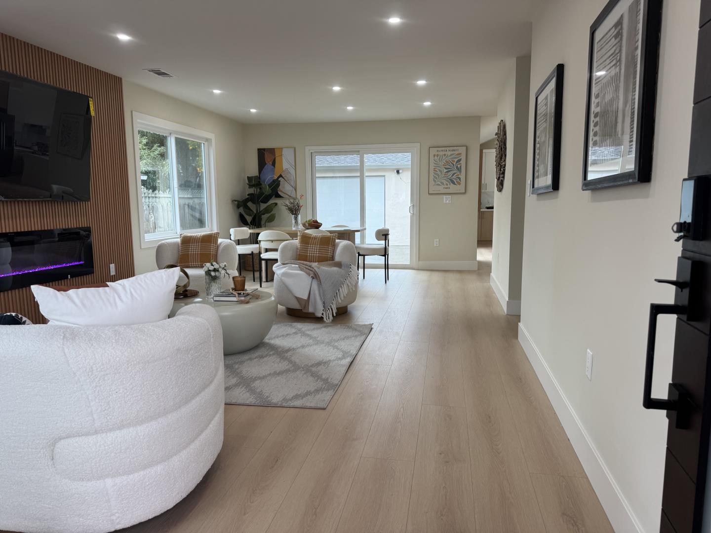 Detail Gallery Image 7 of 23 For 793 Sherman Oaks Dr, San Jose,  CA 95128 - 4 Beds | 3 Baths