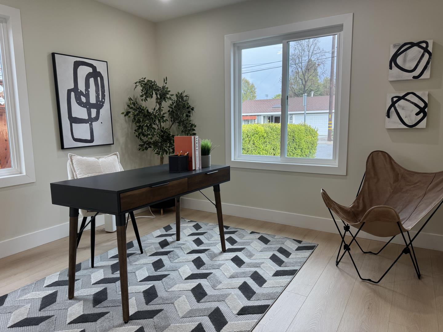 Detail Gallery Image 8 of 23 For 793 Sherman Oaks Dr, San Jose,  CA 95128 - 4 Beds | 3 Baths