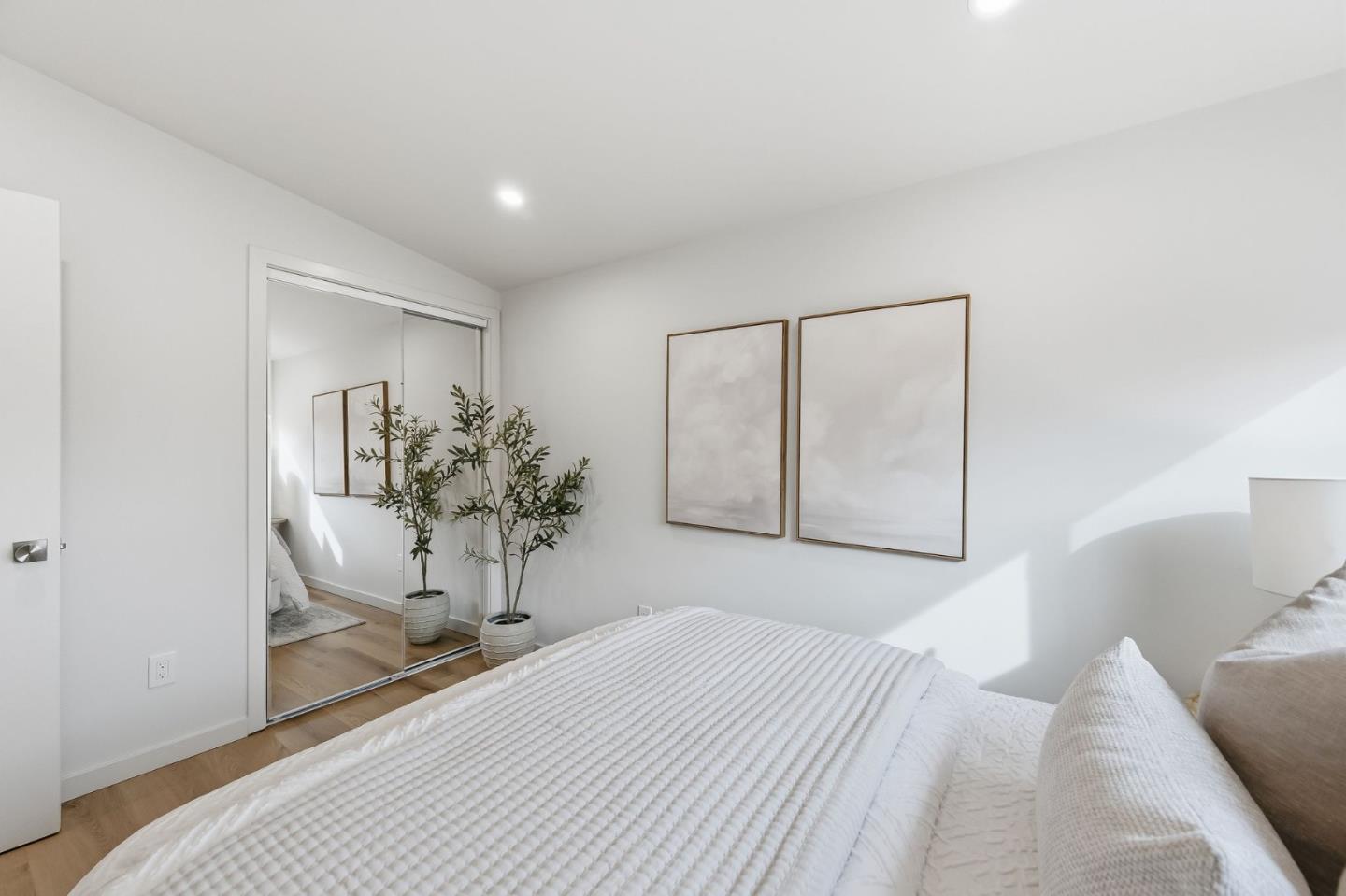 Detail Gallery Image 15 of 24 For 1245 Manzano Way, Sunnyvale,  CA 94089 - 3 Beds | 2 Baths