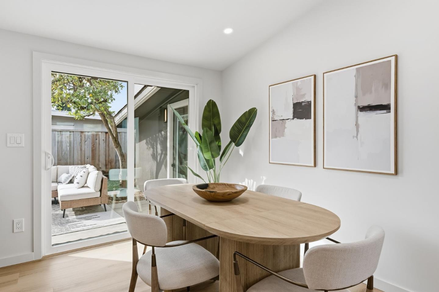 Detail Gallery Image 6 of 24 For 1245 Manzano Way, Sunnyvale,  CA 94089 - 3 Beds | 2 Baths