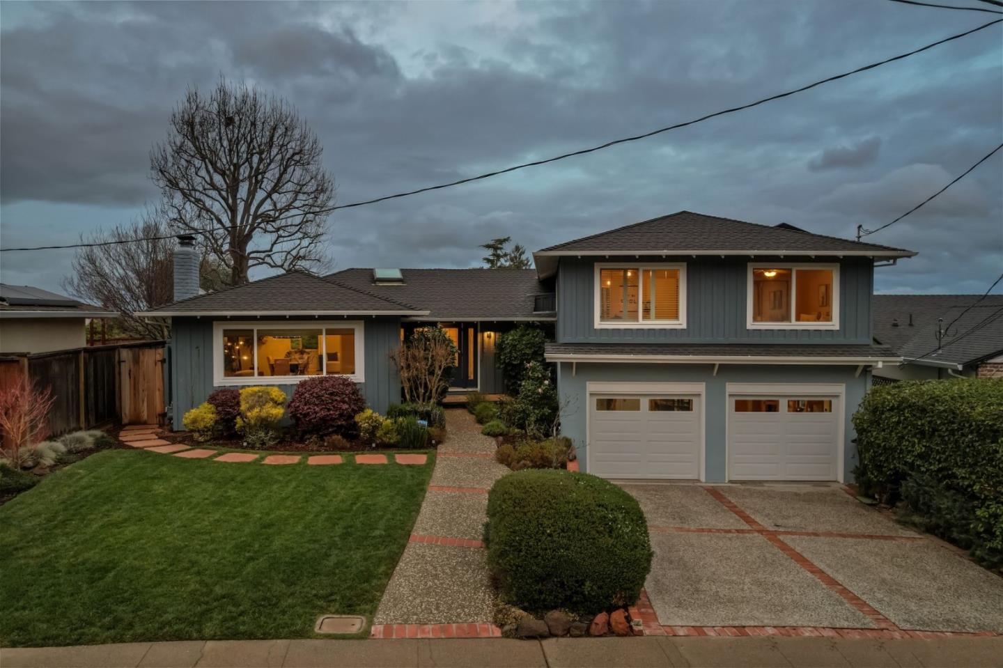 Front Image Thumbnail for ML82034904