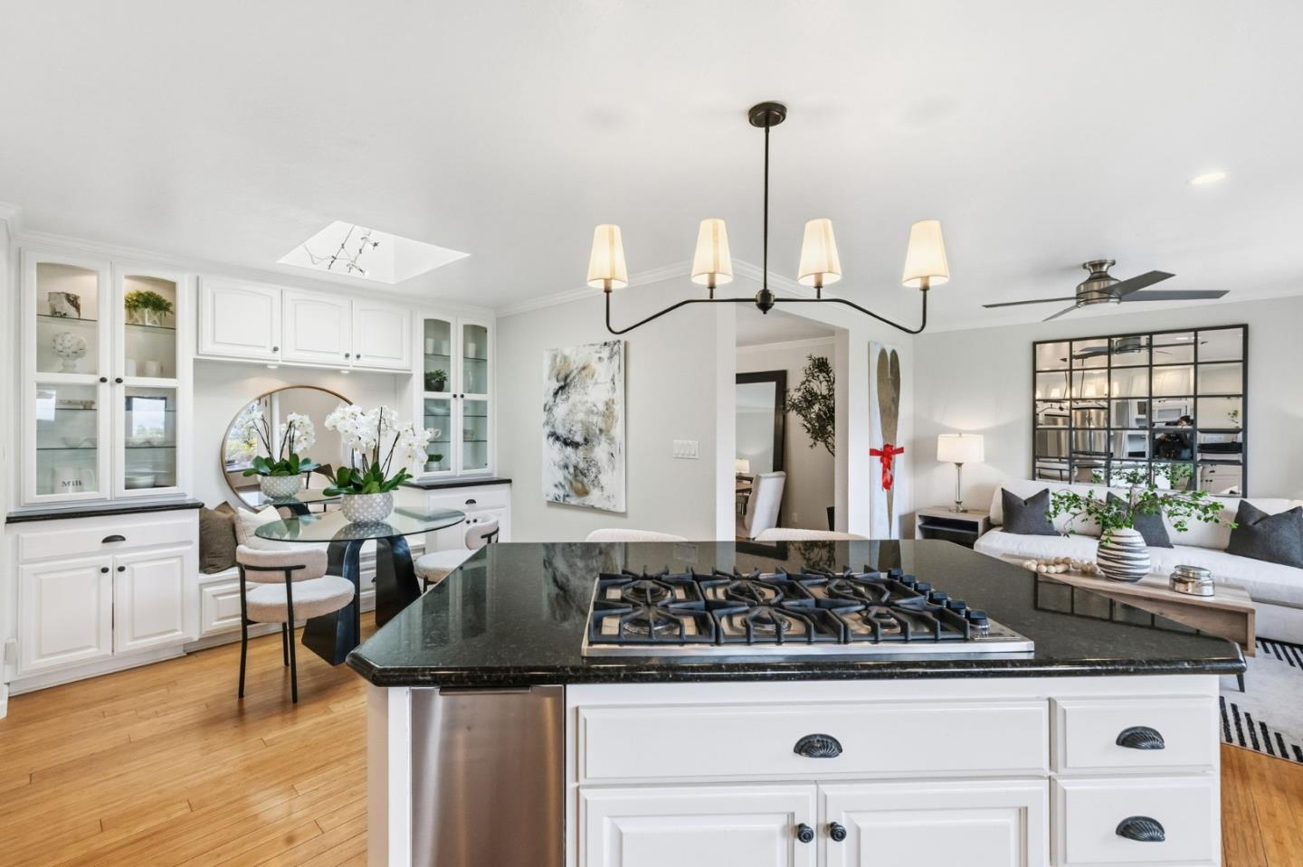 Detail Gallery Image 16 of 50 For 2780 Bromley Dr, San Carlos,  CA 94070 - 5 Beds | 3 Baths