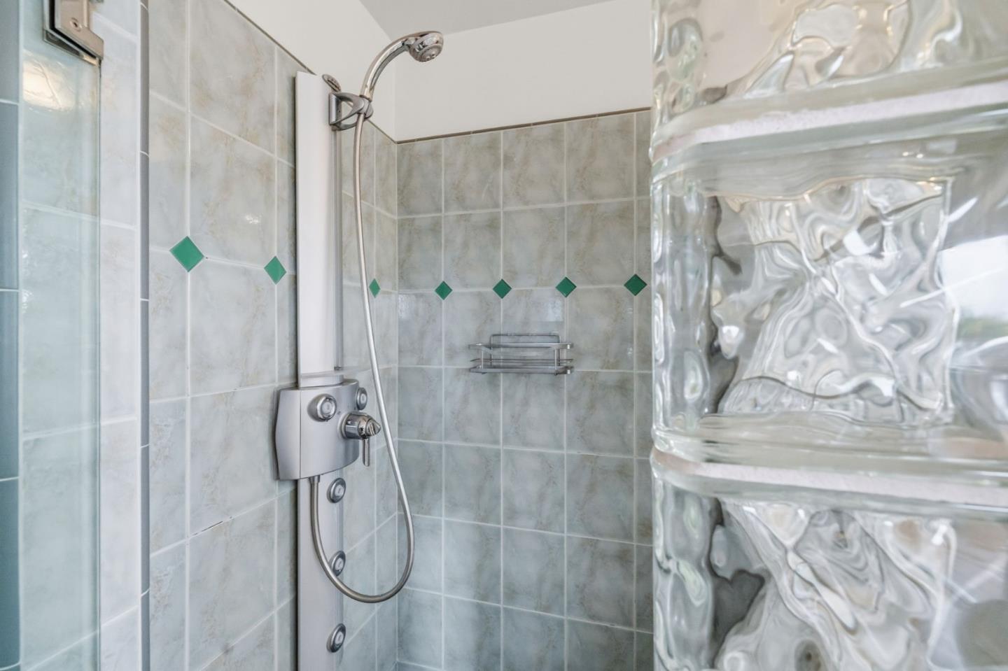 Detail Gallery Image 21 of 50 For 2780 Bromley Dr, San Carlos,  CA 94070 - 5 Beds | 3 Baths