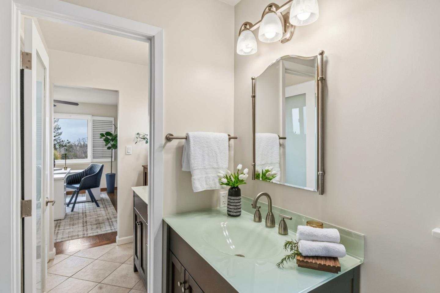 Detail Gallery Image 29 of 50 For 2780 Bromley Dr, San Carlos,  CA 94070 - 5 Beds | 3 Baths