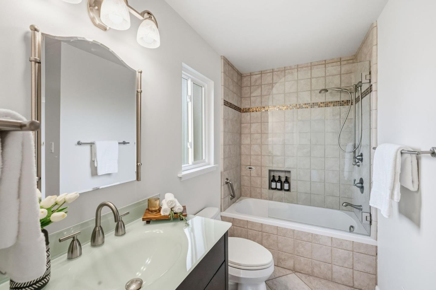 Detail Gallery Image 30 of 50 For 2780 Bromley Dr, San Carlos,  CA 94070 - 5 Beds | 3 Baths