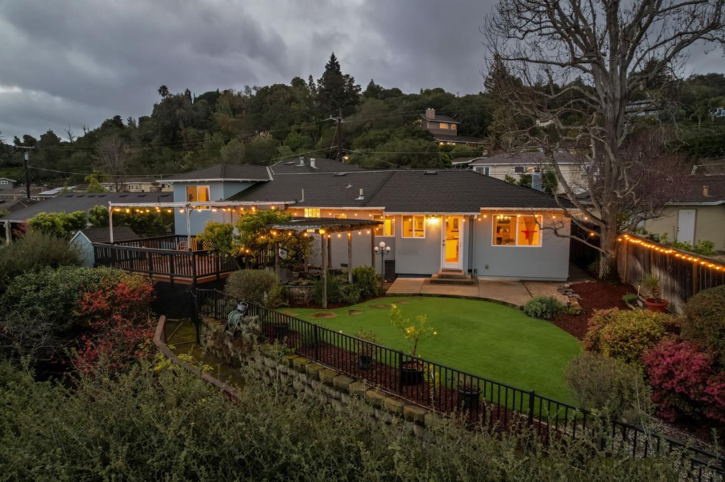 Detail Gallery Image 44 of 50 For 2780 Bromley Dr, San Carlos,  CA 94070 - 5 Beds | 3 Baths