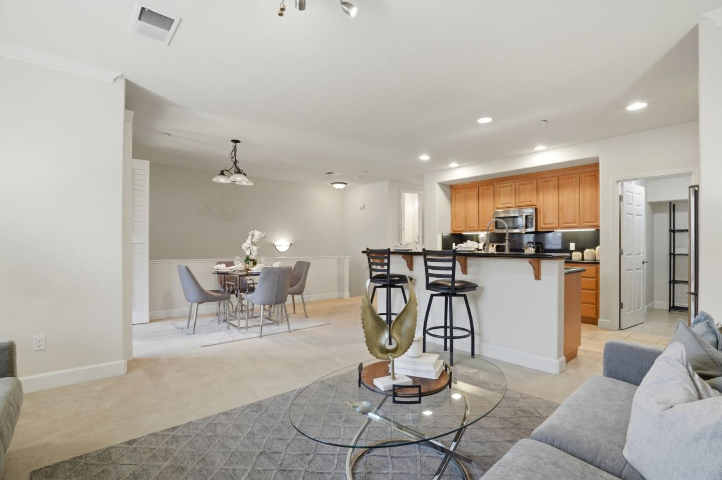 Photo #6: ML82034907 Listing: Photo #6