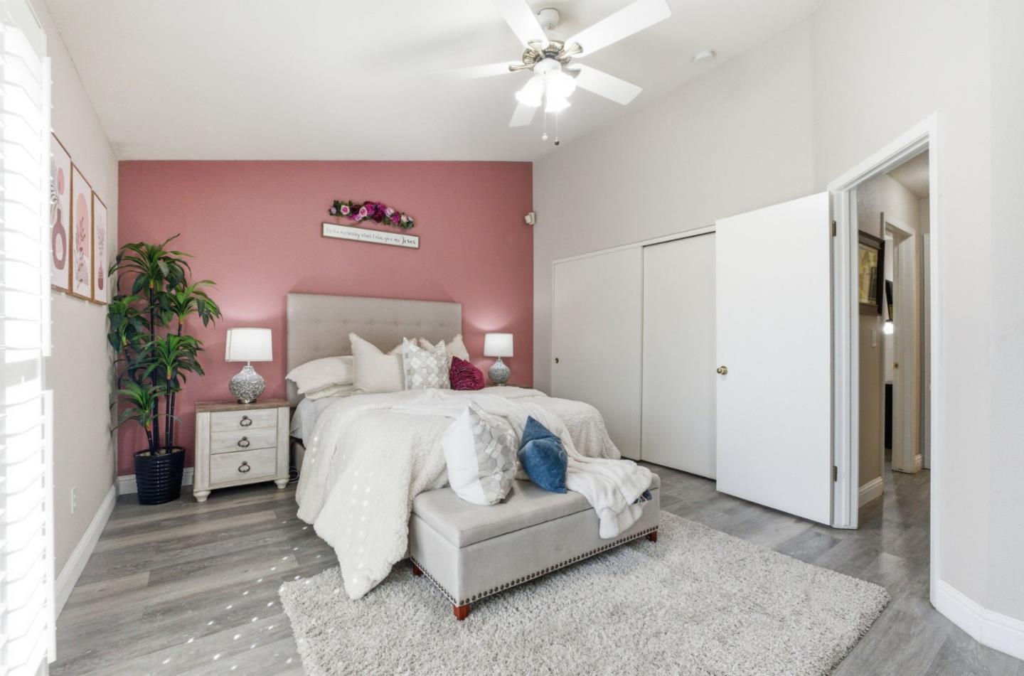 Detail Gallery Image 12 of 31 For 1270 Alder St, Hollister,  CA 95023 - 3 Beds | 2 Baths