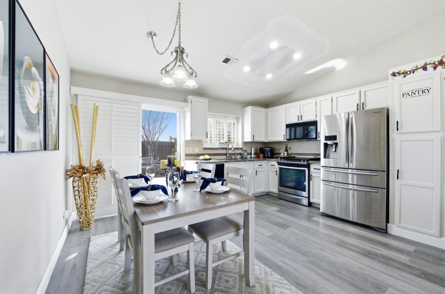 Detail Gallery Image 18 of 31 For 1270 Alder St, Hollister,  CA 95023 - 3 Beds | 2 Baths